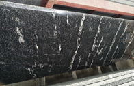 Het verschillende van het Natuursteenplakken van de Kleurencontrole Zwarte Graniet met Wit Adermateriaal